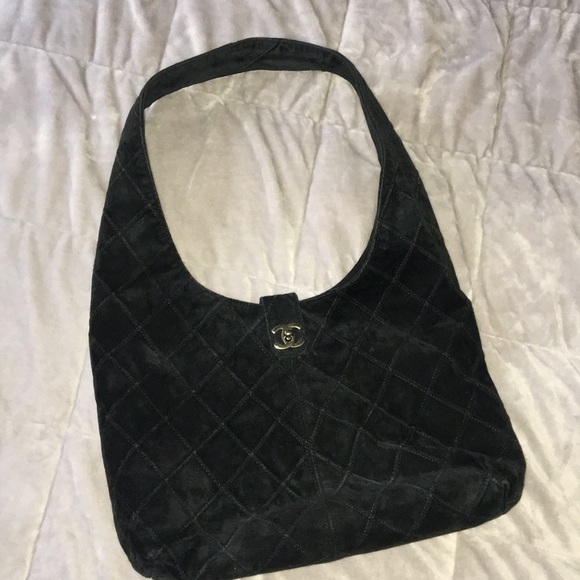 CHANEL Handbags - 🖤CHANEL🖤 Hobo